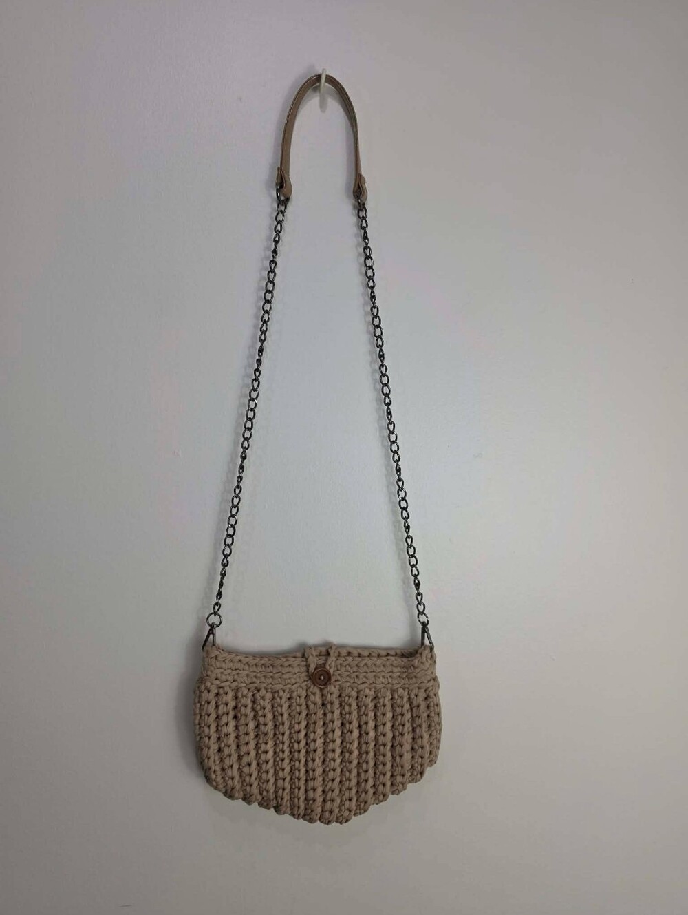 Hand Crafted Beige Crochet Crossbody Bag with Chain Strap